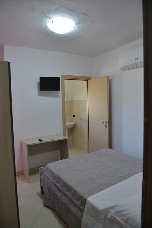 B&Birs Oliena Chambre photo