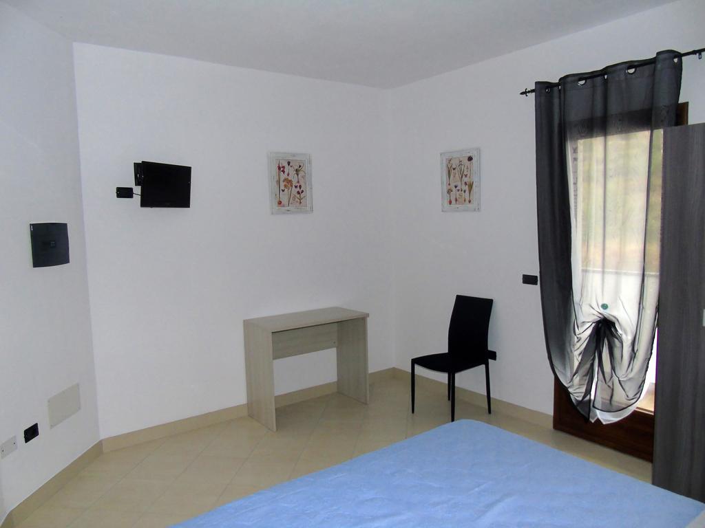 B&Birs Oliena Chambre photo